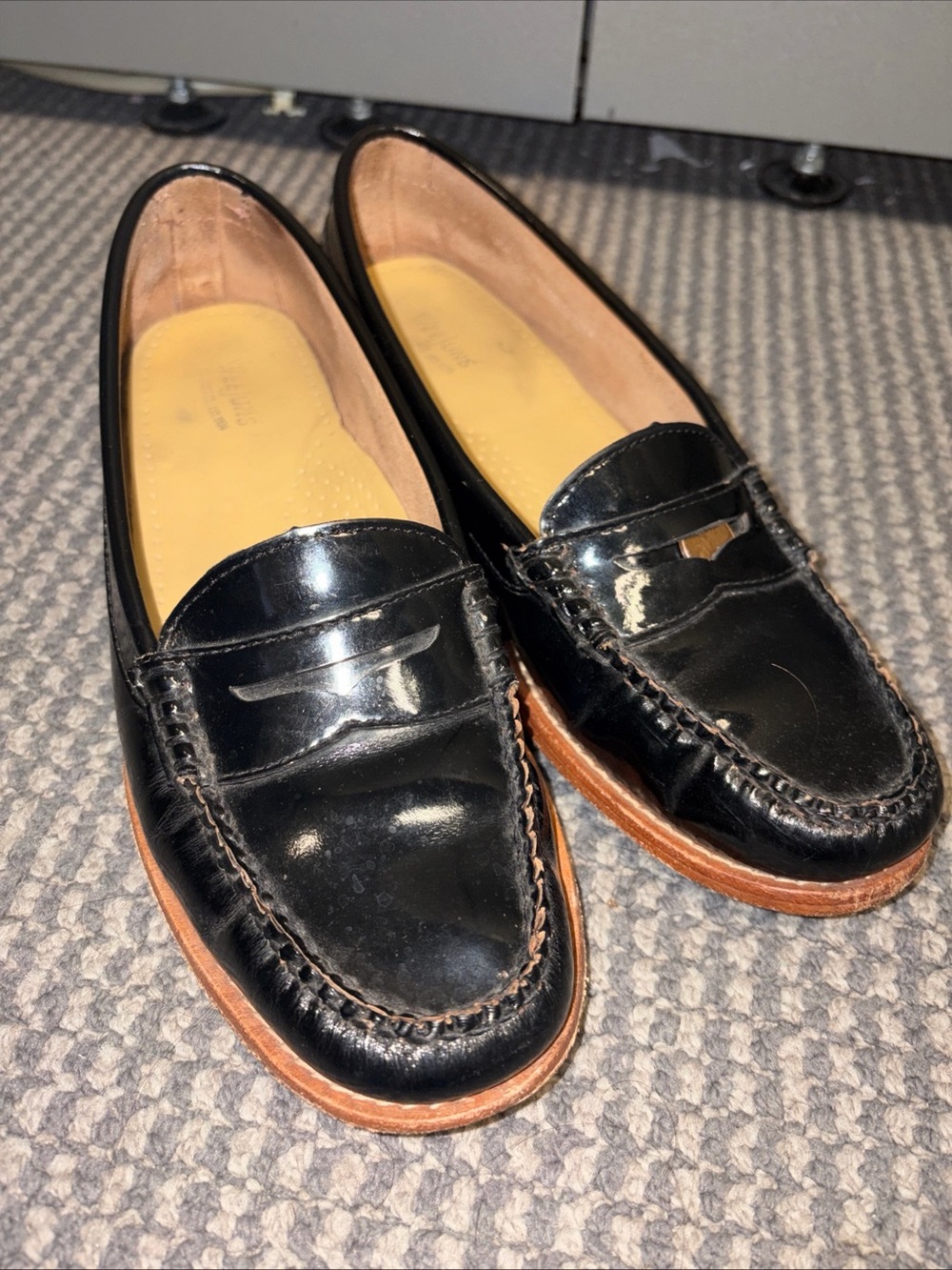G.H. Bass & Co. Weejuns Black Leather Penny Loafers with Brown Sole 8